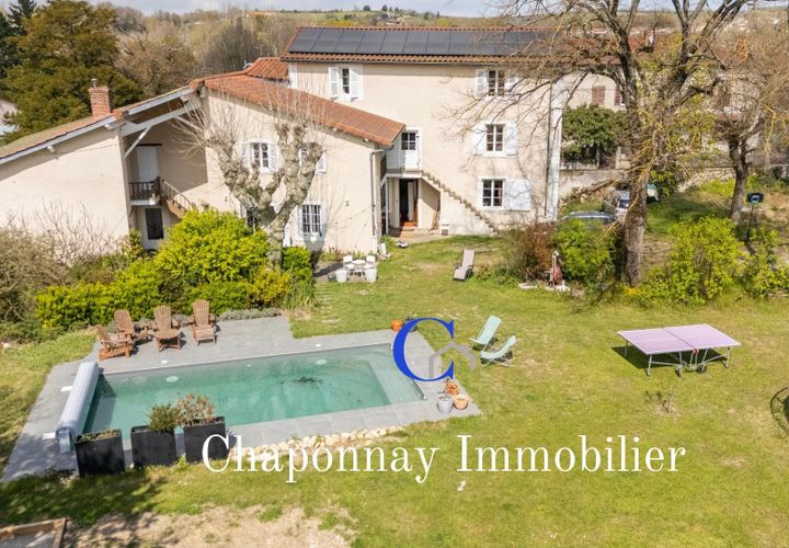 Villa i Estrablin, Isere, Estrablin - € 690.000 | Ref: 86901889 - foto 1