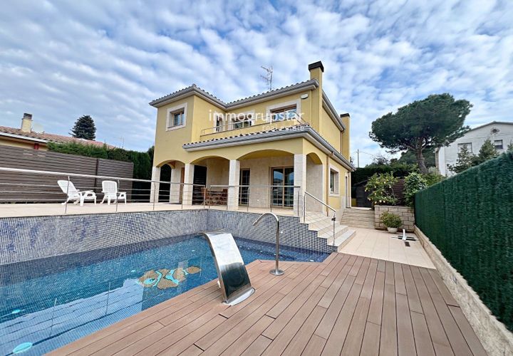 Villa i Platja D'aro, Gerona, Platja D'aro - € 725.000 | Ref: 1136 - foto 1