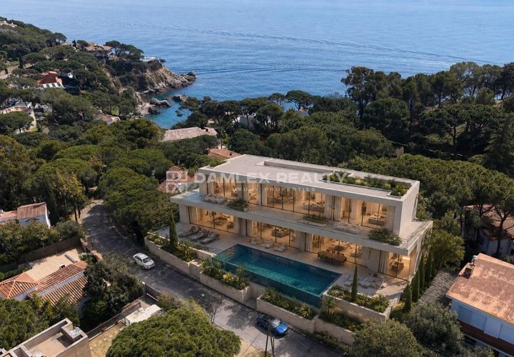 Helårsgrund i Lloret De Mar, Gerona, Lloret De Mar - € 850.000 | Ref: 75246 - foto 1