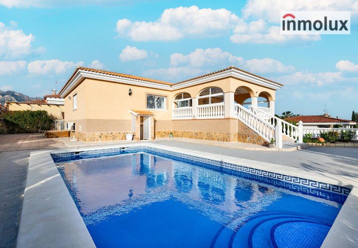 Villa i Busot, Alicante, Busot - € 495.000 | Ref: 5522 - foto 1