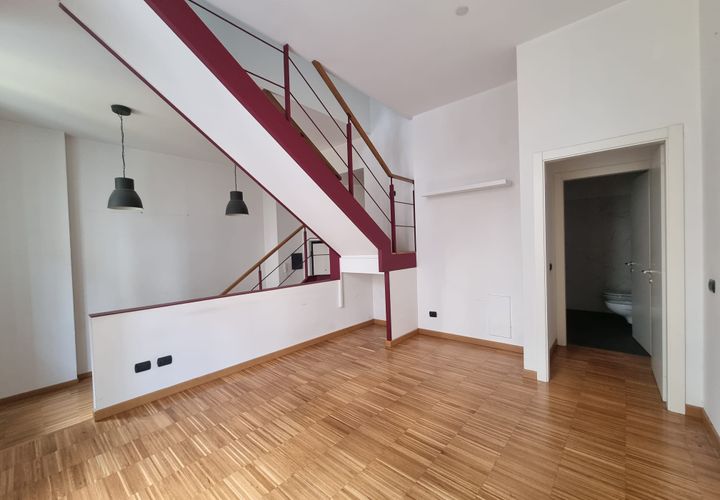 Apartament a Milan, Milan, Milan - € 1.500/mes | Ref: Uberti 25 - foto 1