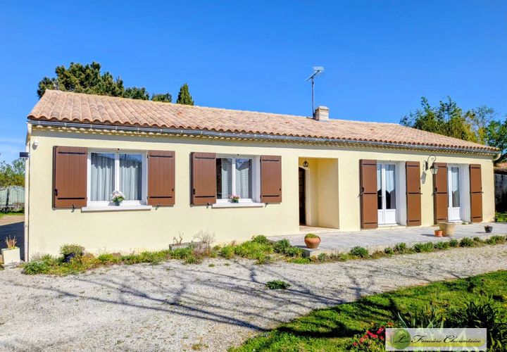 Villa a Angouleme, Charente, Angouleme - € 218.000 | Ref: 8078 - foto 1