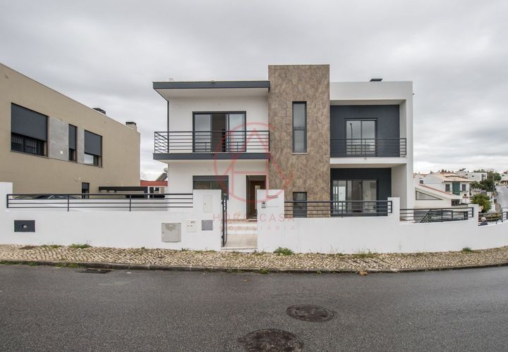 Villa i Almada, Setubal, Almada - € 695.000 | Ref: 0704202600 - foto 1