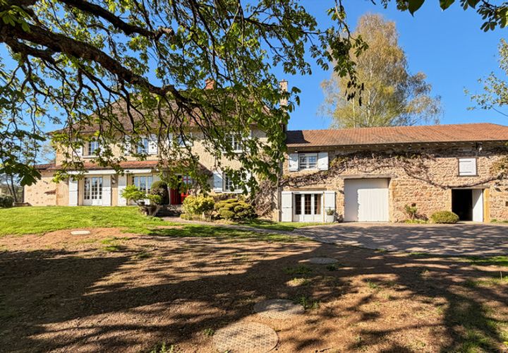 Villa a La Clayette, Saone-et-Loire, La Clayette - € 495.000 | Ref: 340937019926 - foto 1