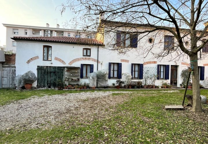 Villa i Padua, Padua, Padua - € 350.000 | Ref: A1372 - foto 1