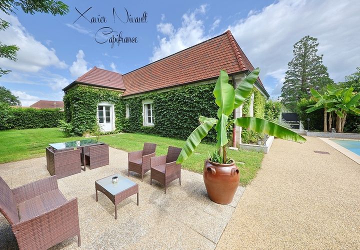 Villa a Louhans, Saone-et-Loire, Louhans - € 349.000 | Ref: 340939958885 - foto 1
