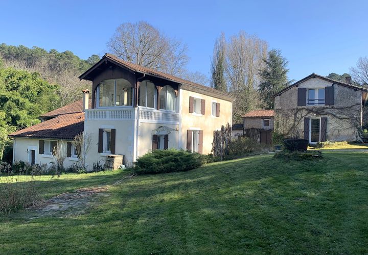 Villa a Saint-Astier, Dordogne, Saint-Astier - € 550.000 | Ref: BVI83739 - foto 1