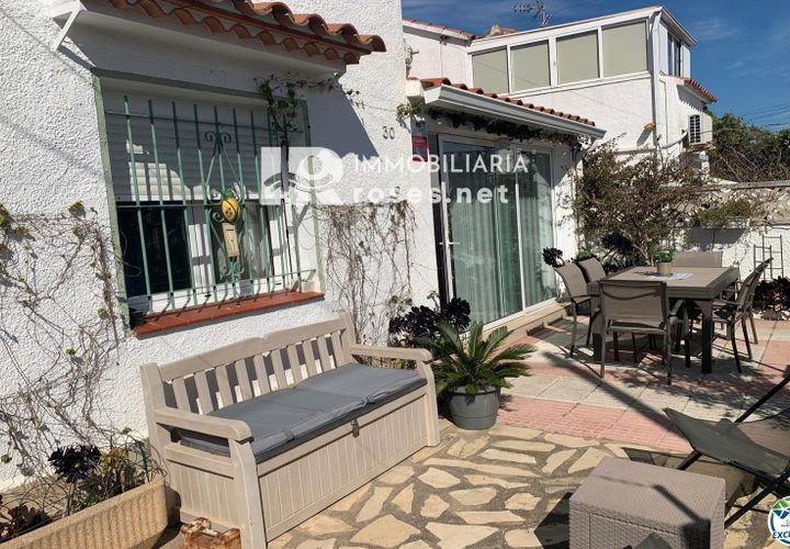 Villa i Roses, Gerona, Roses - € 335.000 | Ref: 3772 - foto 1