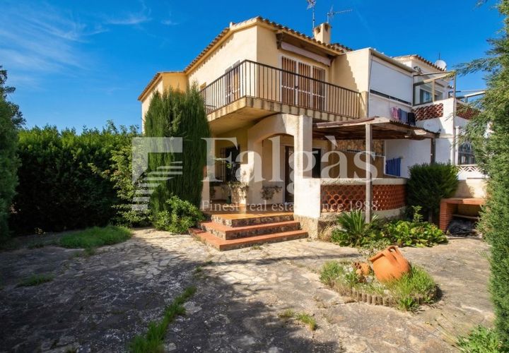 Leilighet i Empuriabrava, Gerona, Empuriabrava - € 250 000 | Ref: V10 - foto 1
