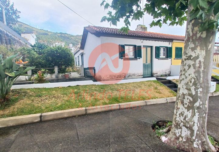 Rækkehus i Velas, Sao Jorge, Velas - € 125.000 | Ref: M1064 - foto 1