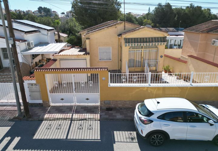 Villa i La Marina, Alicante, La Marina - € 190.000 | Ref: SP4806 - foto 1