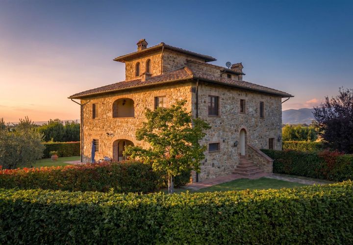 Farm hus i Cortona, Arezzo, Cortona - € 1.100.000 | Ref: a1190rc51972 - foto 1