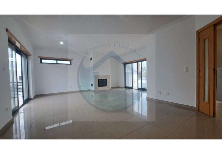 Villa i Laranjeiro, Setubal, Laranjeiro - € 695.000 | Ref: 1-4962 - foto 1