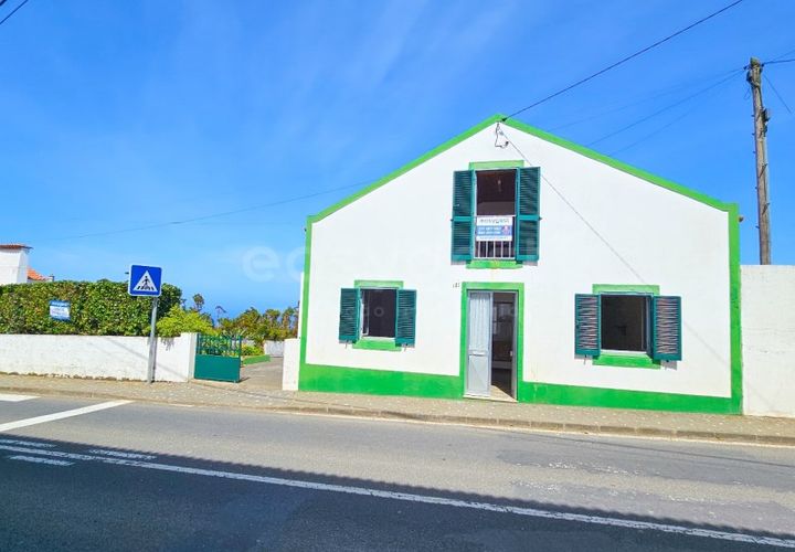 Villa a Ponta Delgada, Sao Miguel, Ponta Delgada - € 350.000 | Ref: AZ99030FR - foto 1