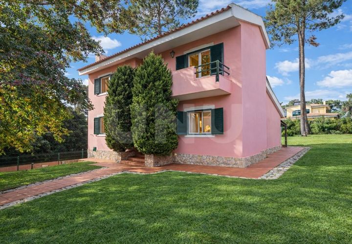 Villa a Almada, Setubal, Almada - € 3.900/mes | Ref: UNU.I.1386.18585 - foto 1