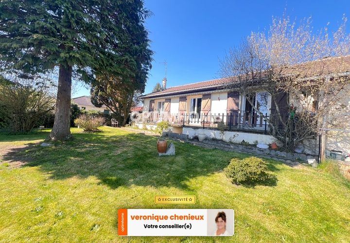 Villa i Chaptelat, Haute-Vienne, Chaptelat - € 149.000 | Ref: 830038994583 - foto 1