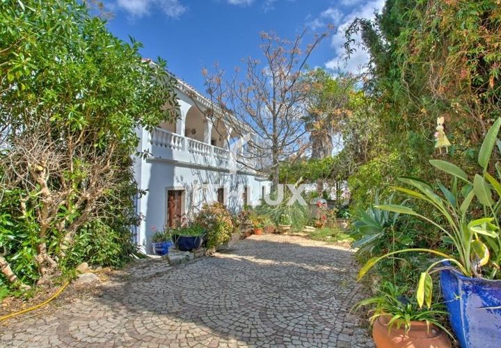 Villa i Faro, Faro, Faro - € 850.000 | Ref: ITH4213 - foto 1