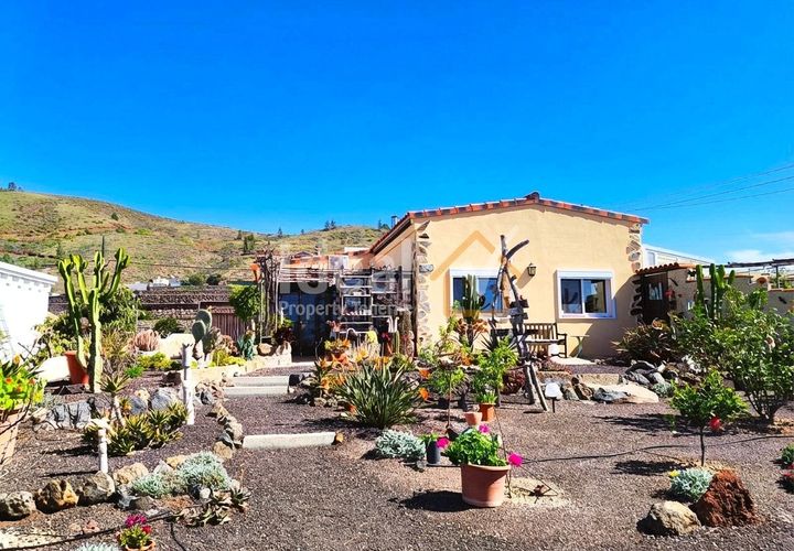 Villa en Vilaflor, Tenerife, Vilaflor - € 548.000 | Ref: 971-V3-N - photo 1