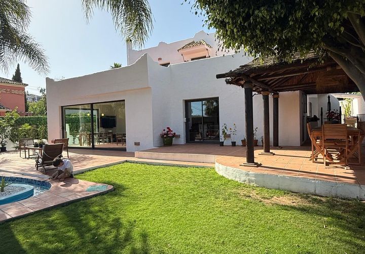 Villa i Nagueles, Malaga, Nagueles - € 1.680.000 | Ref: CDS5252347-FO - foto 1