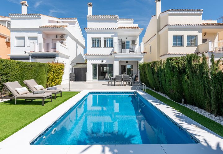 Villa a Estepona, Malaga, Estepona - € 925.000 | Ref: CDS5343643-FO - foto 1