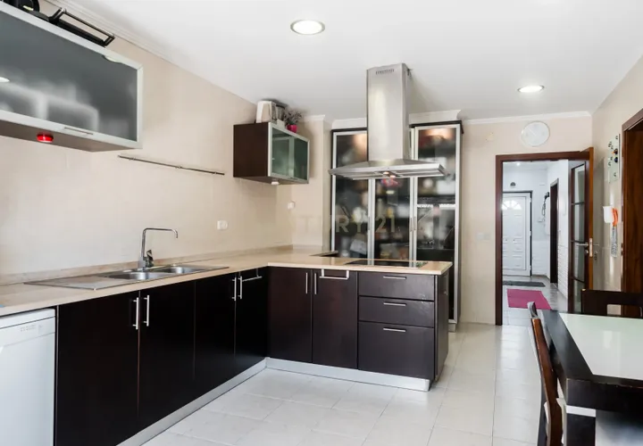 Villa i Loures, Lisbon, Loures - € 499.000 | Ref: C0429-00417 - foto 1
