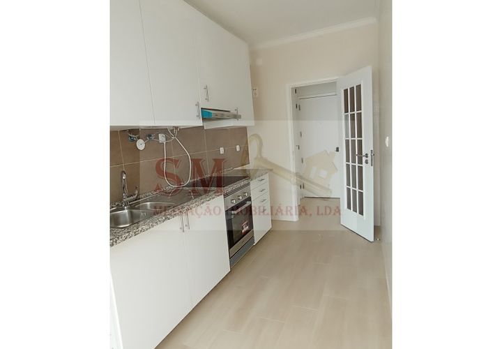 Apartament a Almada, Setubal, Almada - € 950/mes | Ref: SM_152 - foto 1