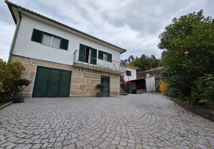 Villa a Vouzela, Viseu, Vouzela - € 223.000 | Ref: 0186 - foto 1