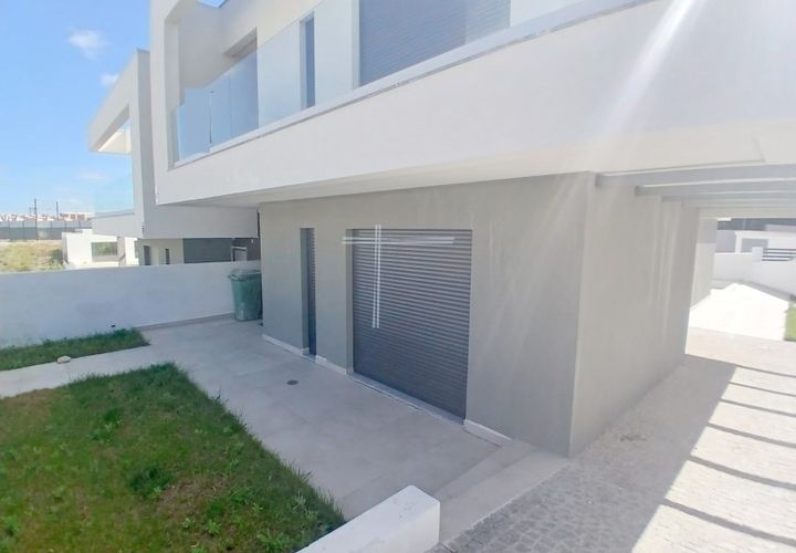 Byhus i Almada, Setubal, Almada - € 750.000 | Ref: 18014 - foto 1