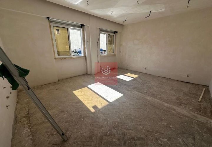 Lejlighed i Amadora, Lisbon, Amadora - € 295.000 | Ref: 001.001.098 - foto 1