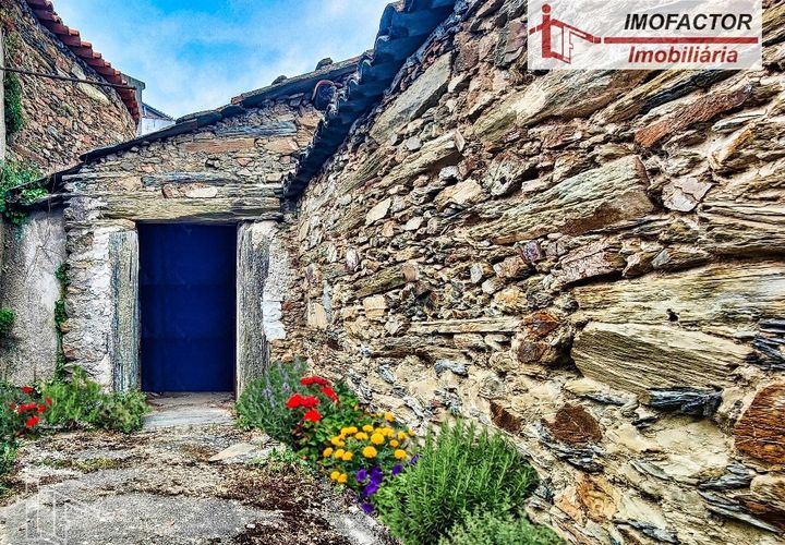 Villa a Castelo Branco, Castelo Branco, Castelo Branco - € 24.000 | Ref: 21-11878 - foto 1
