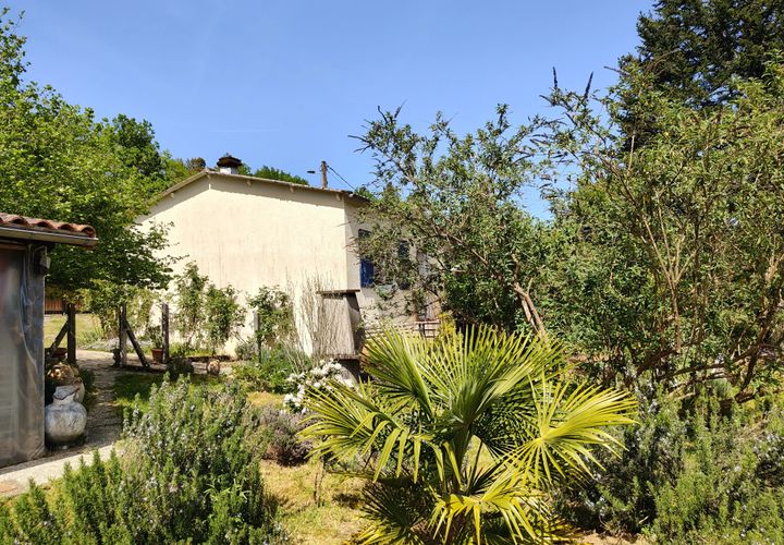 Villa a Roussines, Charente, Roussines - € 118.800 | Ref: BVI85274 - foto 1