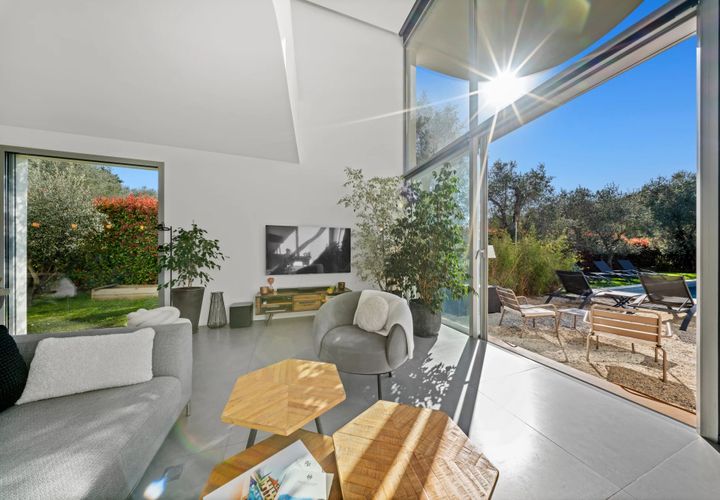 Villa i Valbonne, Alpes-Maritimes, Valbonne - € 2.400.000 | Ref: HH-16118312 - foto 1