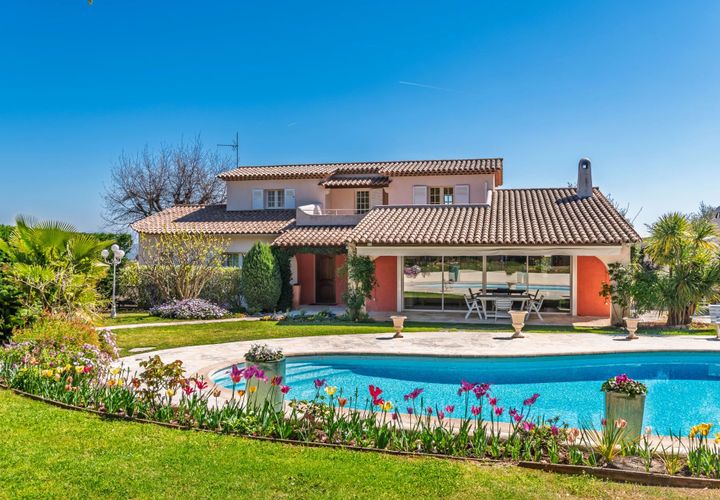 Villa a Le Rouret, Alpes-Maritimes, Le Rouret - € 2.040.000 | Ref: HH-16141135 - foto 1
