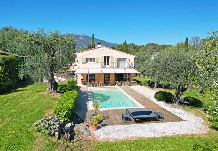 Villa a Le Rouret, Alpes-Maritimes, Le Rouret - € 1.280.000 | Ref: HH-16141103 - foto 1