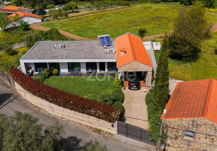 Villa a Braga, Braga, Braga - € 490.000 | Ref: ZMPT587671 - foto 1