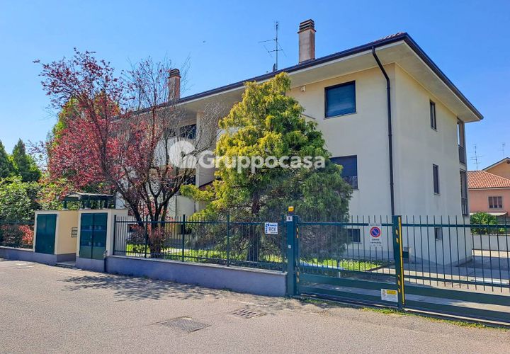 Parkeringsplads i Magenta, Milan, Magenta - € 18.000 | Ref: Via M. Melloni 5, Magenta - foto 1