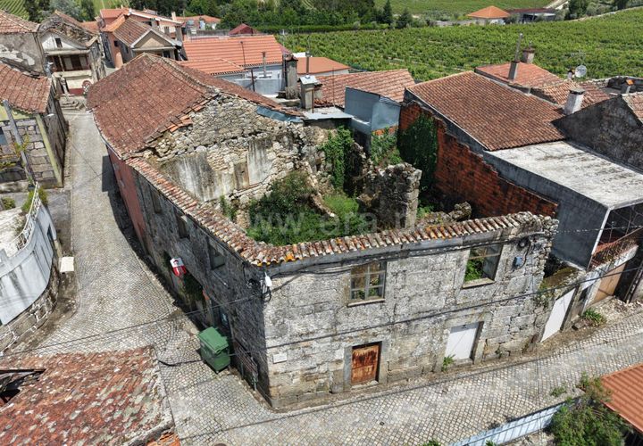 Villa a Nelas, Viseu, Nelas - € 25.000 | Ref: 389260060 - foto 1
