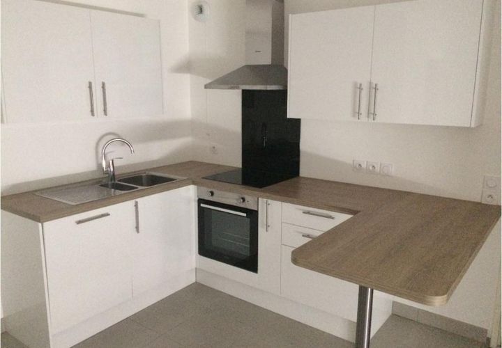 Apartament a Avon, Seine-et-Marne, Avon - € 886/mes | Ref: 0031658 - foto 1