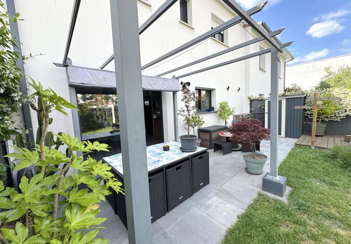 Villa a Bruges, Gironde, Bruges - € 405.600 | Ref: 86924167 - foto 1