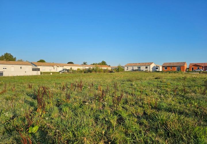 Terreno en Creon, Gironde, Creon - € 95.000 | Ref: FD-CREON-406M-0704 - photo 1
