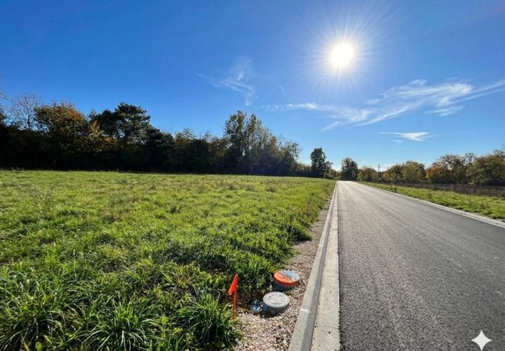 Helårsgrund i Saint-Andre-de-Cubzac, Gironde, Saint-Andre-de-Cubzac - € 82.000 | Ref: JB-BOURG-TER-HD1153 - foto 1