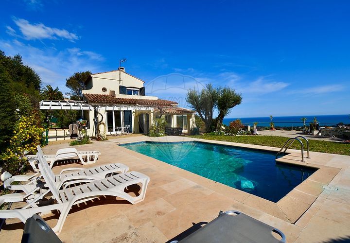 Villa i Frejus, Var, Frejus - € 1.290.000 | Ref: 750341001-699 - foto 1