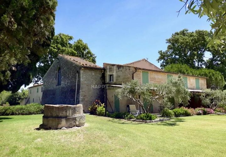 Villa en Arles, Bouches-du-Rhone, Arles - € 1.272.000 | Ref: 0684 - photo 1