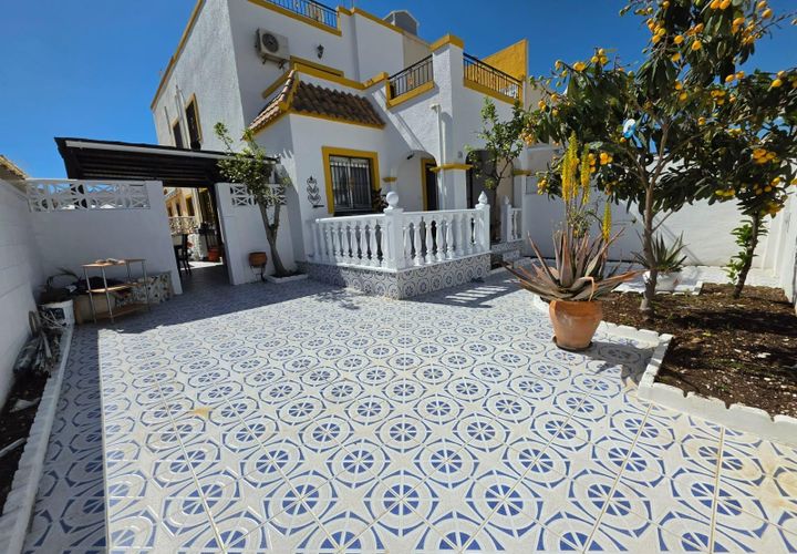 Rækkehus i Torrevieja, Alicante, Torrevieja - € 228.000 | Ref: B11415/6084 - foto 1
