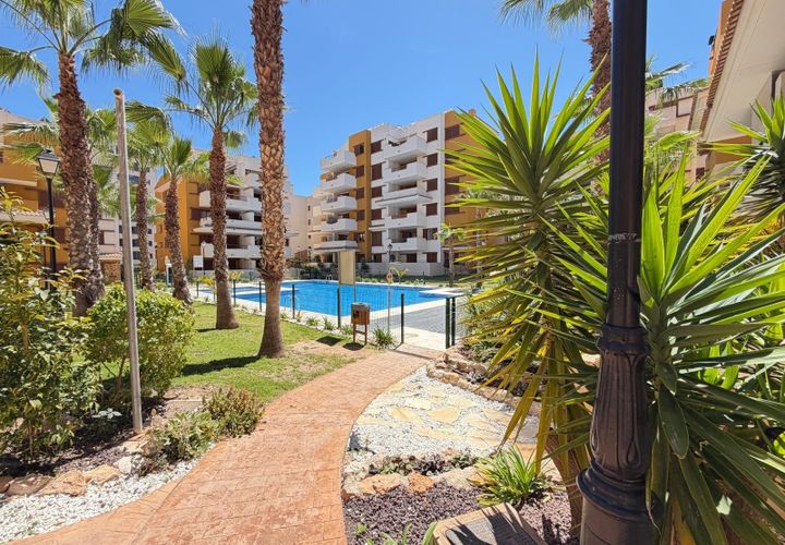 Leilighet i Torrevieja, Alicante, Torrevieja - € 289 000 | Ref: A11348/6084 - foto 1