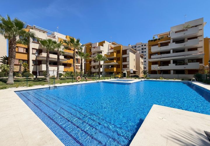 Penthouse i Torrevieja, Alicante, Torrevieja - € 339 900 | Ref: A11351/6084 - foto 1