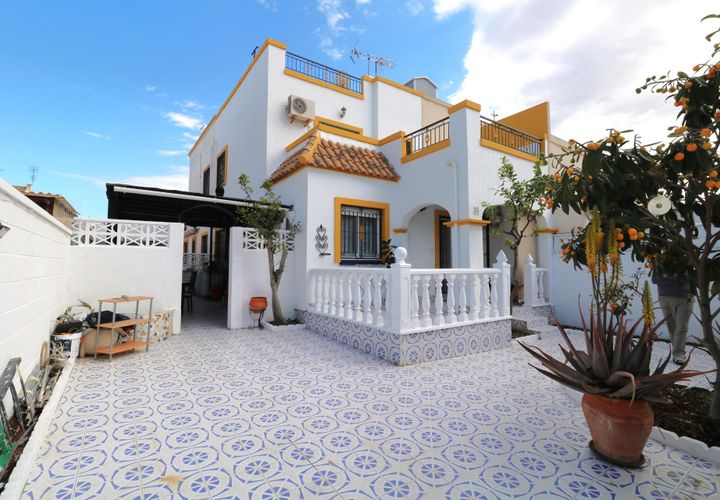 Villa a Torrevieja, Alicante, Torrevieja - € 228.000 | Ref: 1903/4147 - foto 1