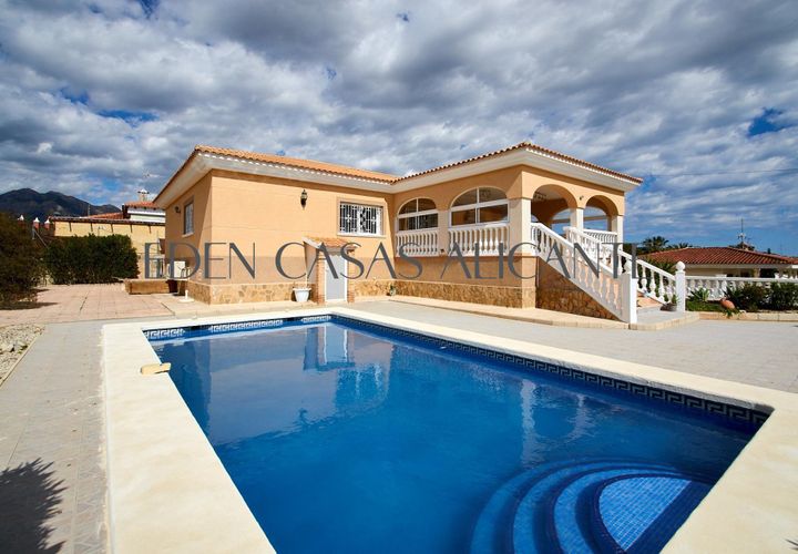 Villa a Busot, Alicante, Busot - € 495.000 | Ref: 01489/8734 - foto 1