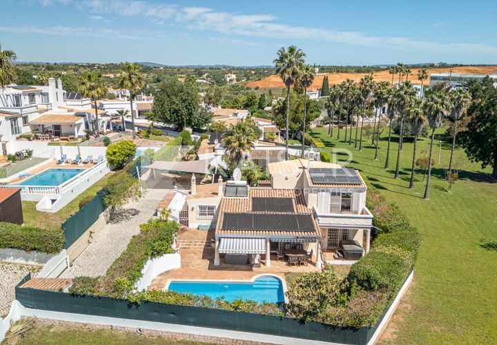 Villa i Albufeira, Faro, Albufeira - € 790.000 | Ref: KP1340 - foto 1