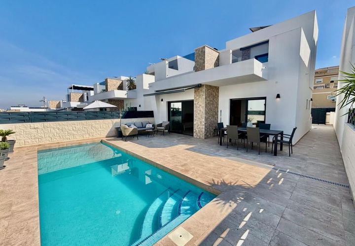 Villa a Benijofar, Alicante, Benijofar - € 429.500 | Ref: 400165__COMPLEX__400/866 - foto 1